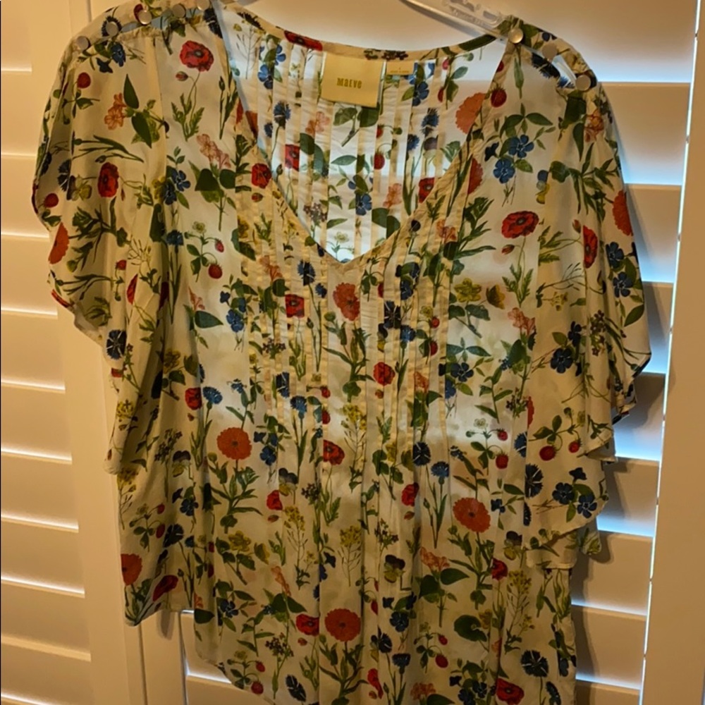 Floral top